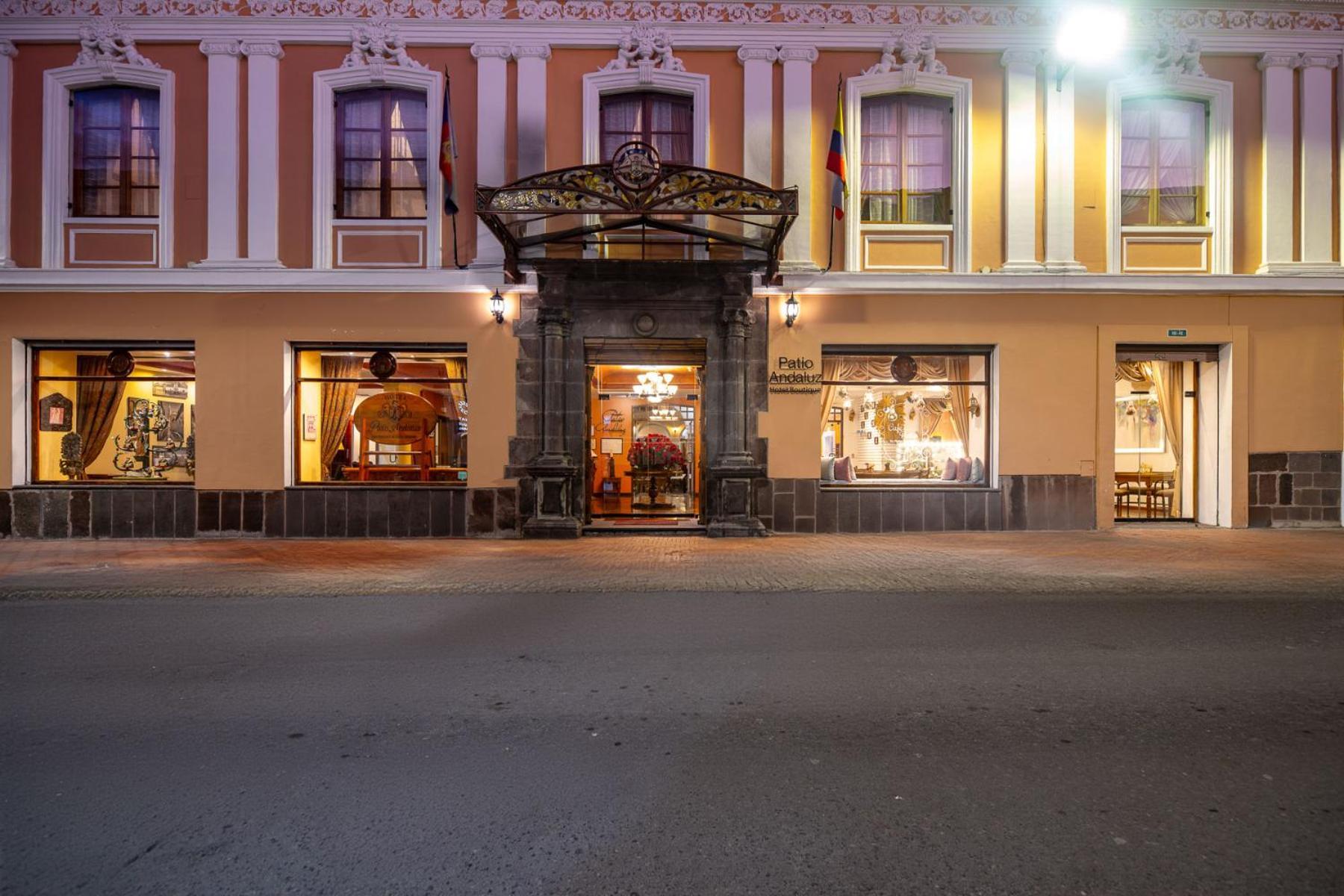 Hotel Patio Andaluz Quito Ngoại thất bức ảnh